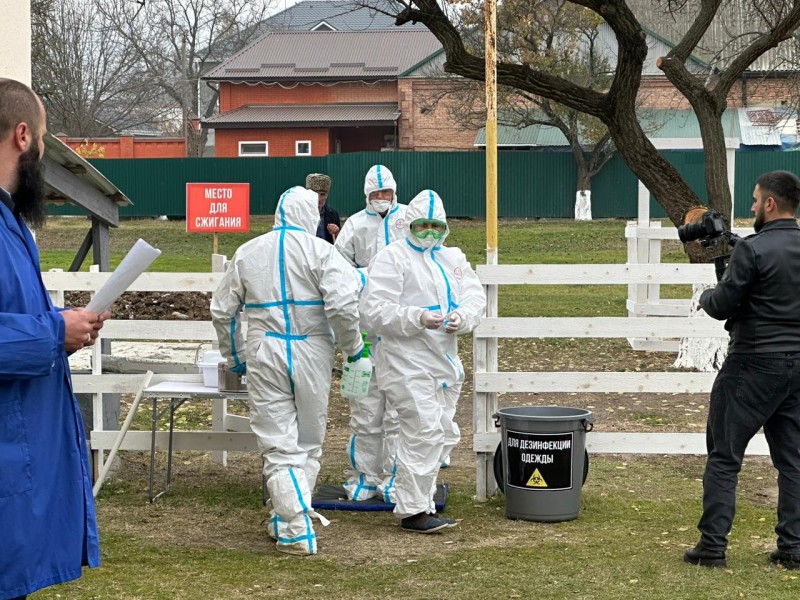 В Чеченской Республике провели межведомственные тренировочные учения по локализации и ликвидации условного очага сибирской язвы