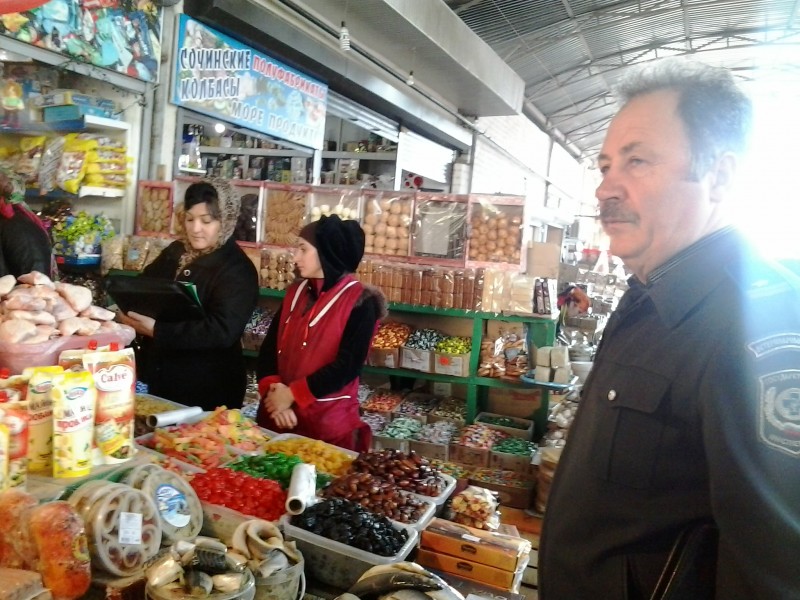 Контрольные мероприятия на торговых точках в Кизляре