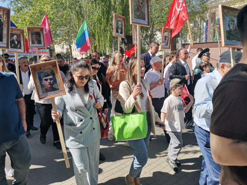 Специалисты ветеринарной службы приняли участие в акции «Бессмертный полк»