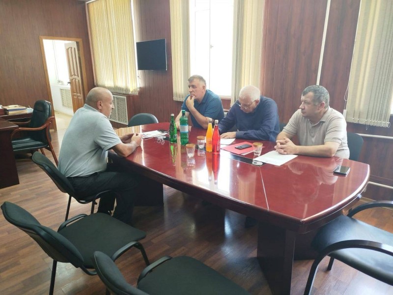 Председатель Комитета провел выездной прием граждан в Курахском районе