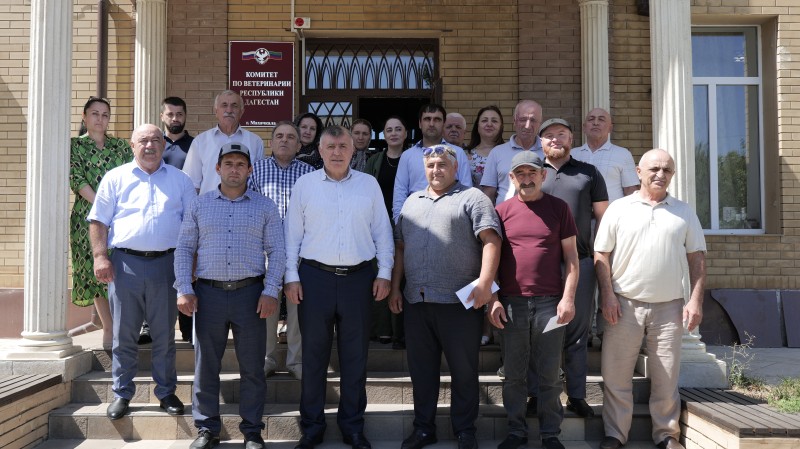 В Комитете по ветеринарии РД состоялись проводы контрактников на СВО