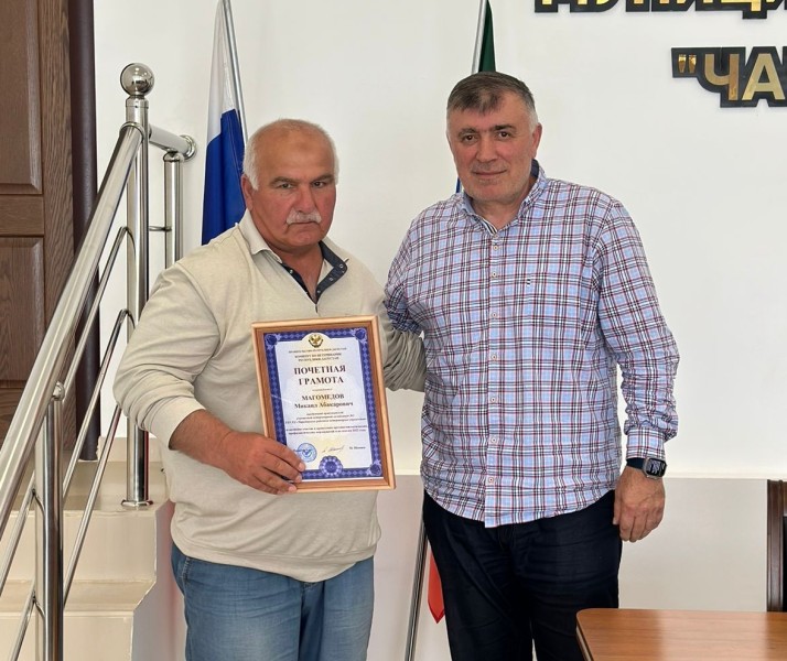 Председатель Комитета провел выездное совещание в Чародинском районе