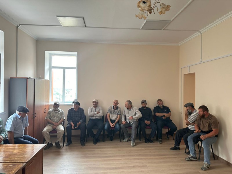Председатель Комитета провел выездное совещание в Цумадинском районе