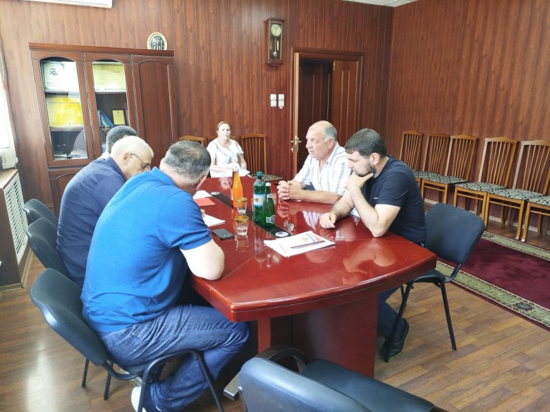 Председатель Комитета провел выездной прием граждан в Курахском районе