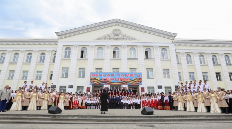 Коллектив Комитета принял участие в акции ко Дню памяти и скорби