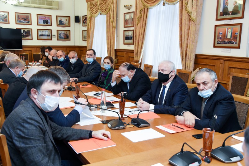 Обсуждение в Народном Собрании Республики Дагестан