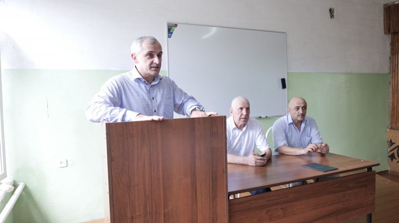 По итогам повышения квалификации ветеринарным специалистам вручили удостоверения