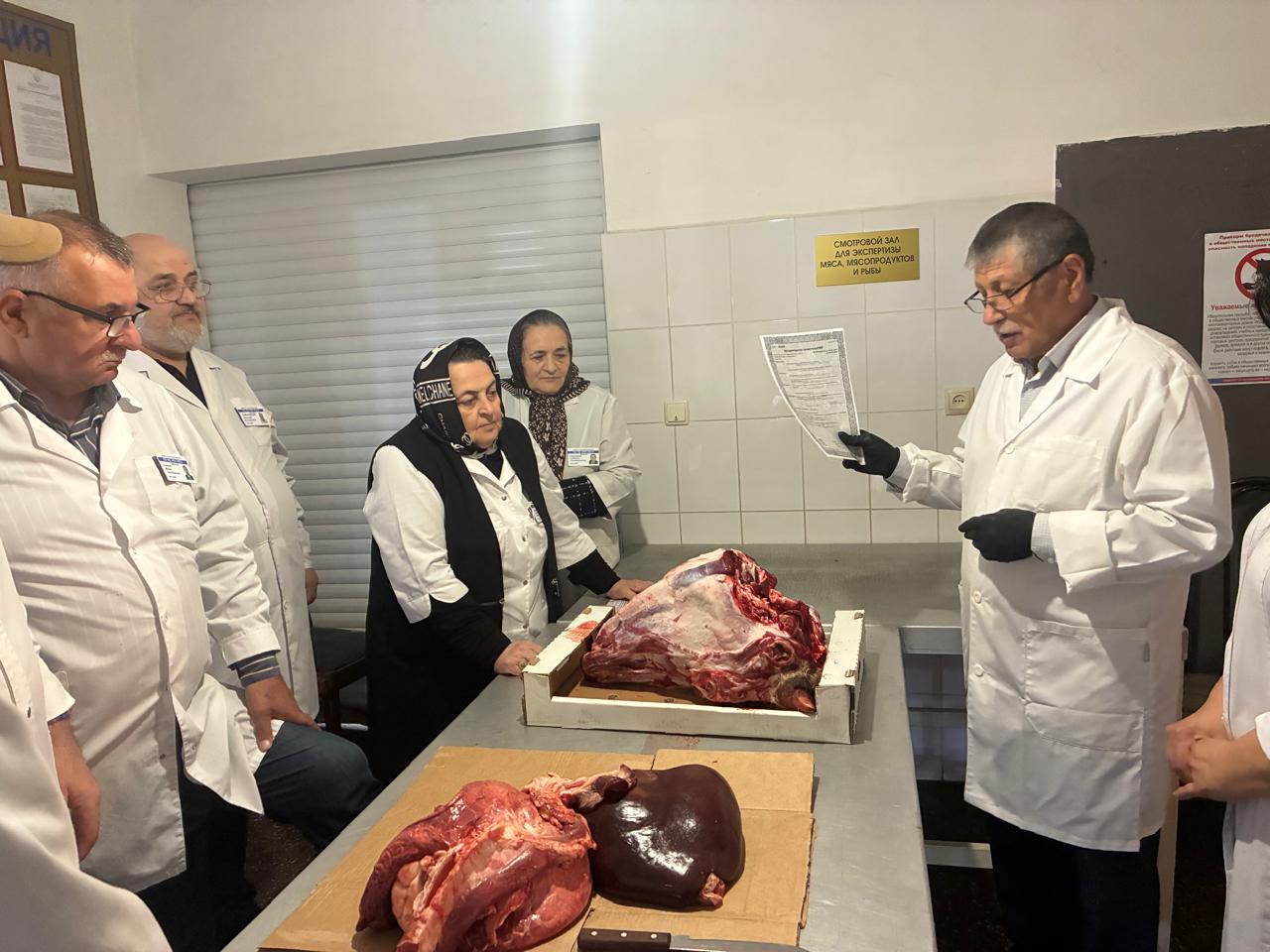 На рынке Махачкалы провели мастер-класс по экспертизе продуктов
