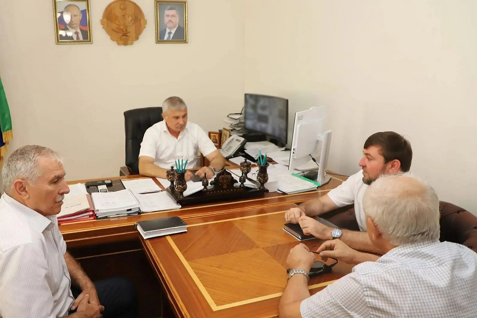 В Кизлярском районе прошло совещание по вопросам деятельности ветслужбы